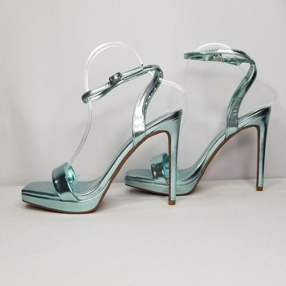 BCBGeneration Women's Caroline Heeled Sandal Size 8.5 Oasis Metallic NWT - Picture 2 of 8